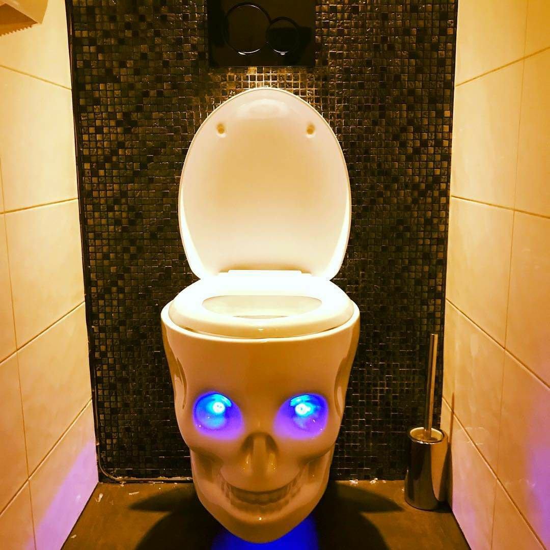 Bộ sưu tập nhà vệ sinh Halloween, Halloween skull toilet, Bồn cầu đầu lâu /Page 